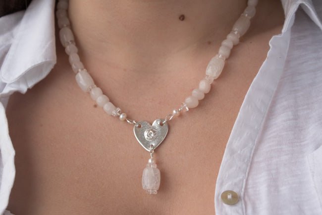 Sweetheart Crackle Agate Necklace